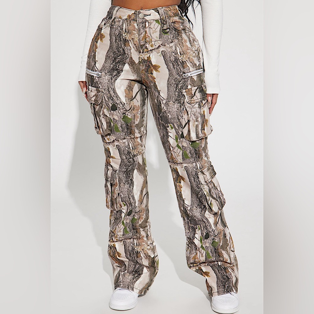 Cargo Jeans (look at the pics)